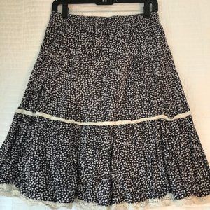 Tulle Brand lavender Skirt size small